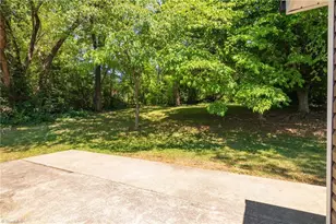 905 Camden Ct, Winston-Salem, NC 27103 - Photo 23