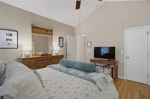 1203 Foxhaven Dr, Greensboro, NC 27455 - Photo 21