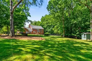5204 Hedrick Dr, Greensboro, NC 27410 - Photo 43