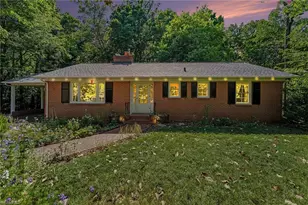 3901 Woodview Dr, Winston-Salem, NC 27106 - Photo 3