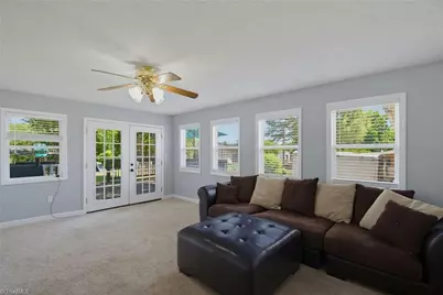 650 Highland Park Drive, Eden, NC 27288 - Photo 11