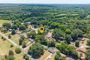 650 Highland Park Dr, Eden, NC 27288 - Photo 41