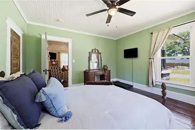 807 E Guilford Street, Thomasville, NC 27360 - Photo 11