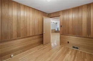 1011 Huntingdon Rd, Winston-Salem, NC 27104 - Photo 17