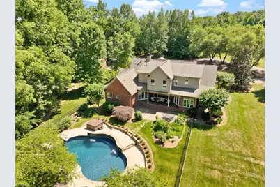 350 Abbotts Crossing, High Point, NC 27265 - Photo 5