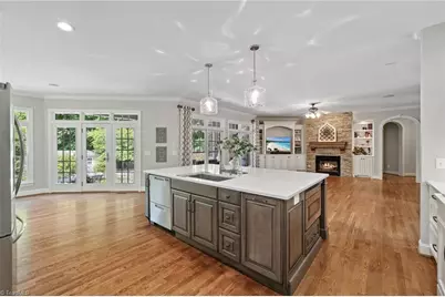 350 Abbotts Crossing, High Point, NC 27265 - Photo 25