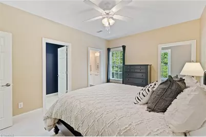 350 Abbotts Crossing, High Point, NC 27265 - Photo 39