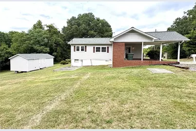 215 Clifton Street, Eden, NC 27288 - Photo 3