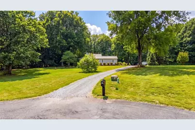 7706 Moutline Court, Greensboro, NC 27409 - Photo 37