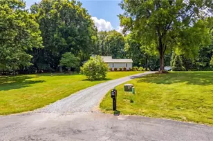 7706 Moutline Ct, Greensboro, NC 27409 - Photo 37