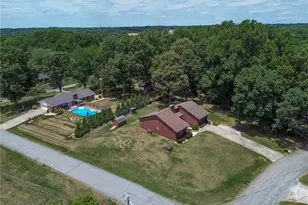 4220 Mae-Len Dr, Winston-Salem, NC 27107 - Photo 35