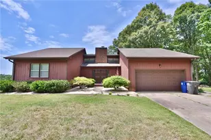 4220 Mae-Len Dr, Winston-Salem, NC 27107 - Photo 7