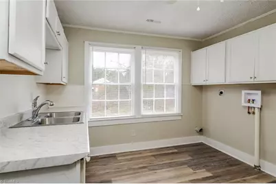 351 S Scientific Street, High Point, NC 27260 - Photo 5