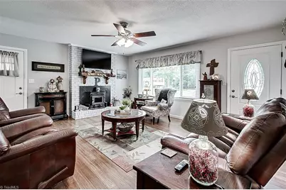 111 Sidney Street, Lexington, NC 27295 - Photo 3