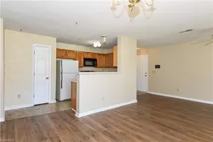 5008 Lawndale Dr, Greensboro, NC 27455 - Photo 15