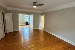 828 N Elm St, Greensboro, NC 27401 - Photo 5