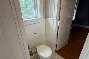 828 N Elm St, Greensboro, NC 27401 - Photo 13