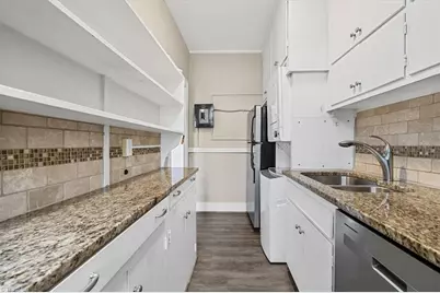 828 N Elm Street #E4, Greensboro, NC 27401 - Photo 21