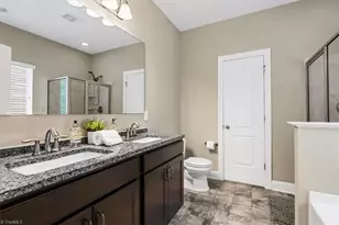 2504 Steep Oak Ct, High Point, NC 27265 - Photo 23