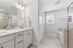 1204 Hbr Xing Wy, Greensboro, NC 27455 - Photo 31