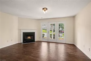 7137 W Friendly Ave, Greensboro, NC 27410 - Photo 3