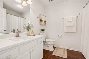 7137 W Friendly Ave, Greensboro, NC 27410 - Photo 21