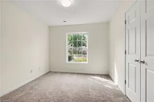 7137 W Friendly Ave, Greensboro, NC 27410 - Photo 13