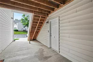 7137 W Friendly Ave, Greensboro, NC 27410 - Photo 25