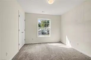 7137 W Friendly Ave, Greensboro, NC 27410 - Photo 17