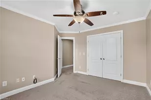 2 Park Village Ct, Greensboro, NC 27455 - Photo 29