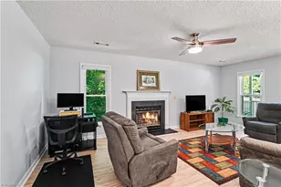 2371 Oakton Dr, Clemmons, NC 27012 - Photo 9
