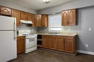 1613 Mcpherson St, Greensboro, NC 27405 - Photo 5