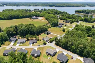 2100 Waterford Pointe Rd, Lexington, NC 27292 - Photo 3