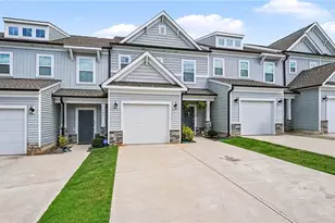 704 Whitfield Dr, Greensboro, NC 27455 - Photo 3