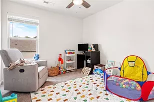 704 Whitfield Dr, Greensboro, NC 27455 - Photo 19