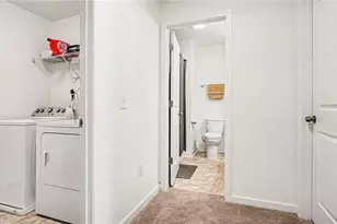704 Whitfield Dr, Greensboro, NC 27455 - Photo 23