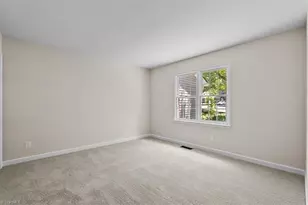 1 Brownstone Ln, Greensboro, NC 27410 - Photo 23