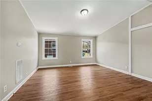 511 Saunders Pl, High Point, NC 27260 - Photo 9