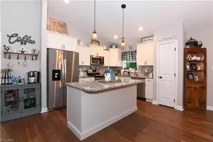 285 Washburn Rd, Madison, NC 27025 - Photo 3