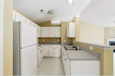 734 Scholastic Court, Winston-Salem, NC 27106 - Photo 15