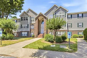 734 Scholastic Ct, Winston-Salem, NC 27106 - Photo 5