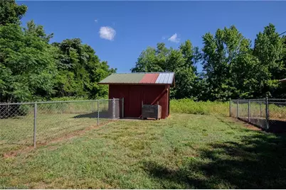 1690 Community Road, Lexington, NC 27295 - Photo 11