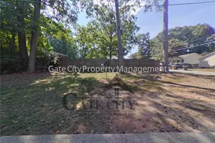 2021 Maywood St, Greensboro, NC 27403 - Photo 7