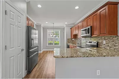 8 Viburnum Lane, Greensboro, NC 27455 - Photo 9
