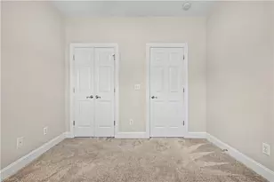 8 Viburnum Ln, Greensboro, NC 27455 - Photo 19