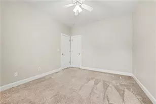 8 Viburnum Ln, Greensboro, NC 27455 - Photo 21