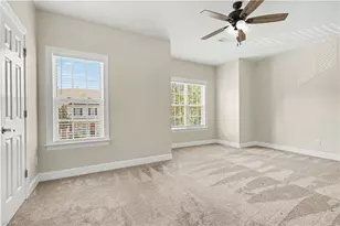 8 Viburnum Ln, Greensboro, NC 27455 - Photo 17