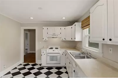519 Gatewood Avenue, High Point, NC 27262 - Photo 17