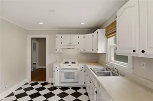 519 Gatewood Ave, High Point, NC 27262 - Photo 17