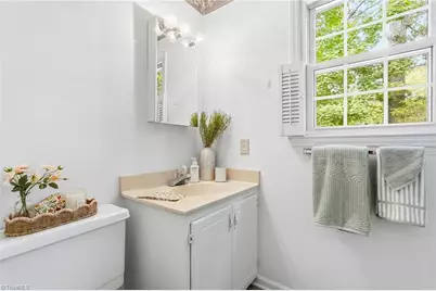405 Herndon Drive, Winston-Salem, NC 27104 - Photo 23